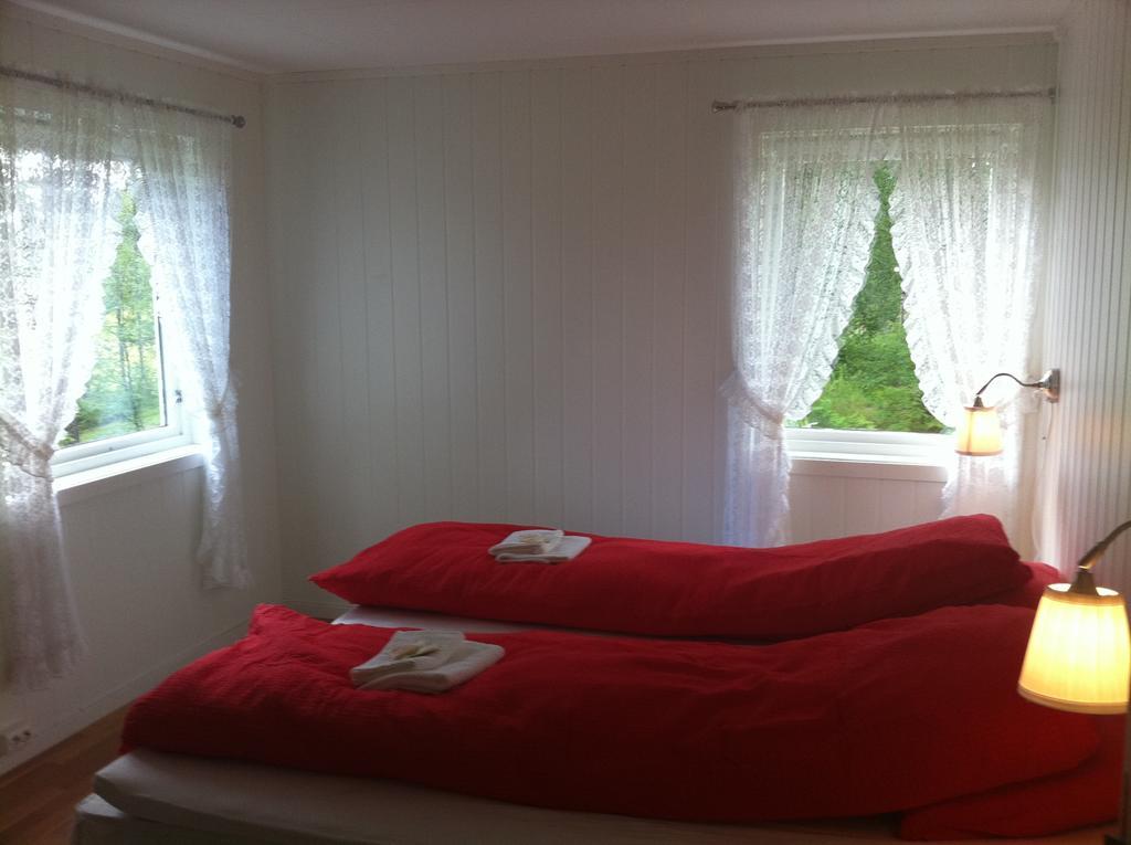 Bed and Breakfast Birk Bed & Birds Svanvik Camera foto